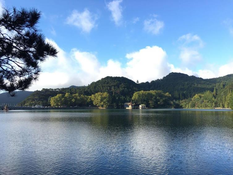 夏日国内自驾游避暑好去处推荐， 为夏日添上一抹自驾的亮色插图1