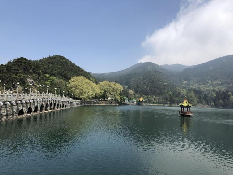 夏日国内自驾游避暑好去处推荐， 为夏日添上一抹自驾的亮色插图